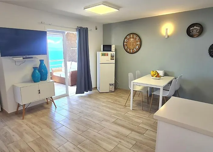 Ocean's Whisper Appartement *